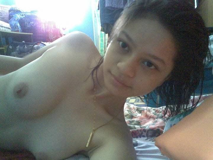 Champ reccomend sexy indonesian girlfriend makes pics american