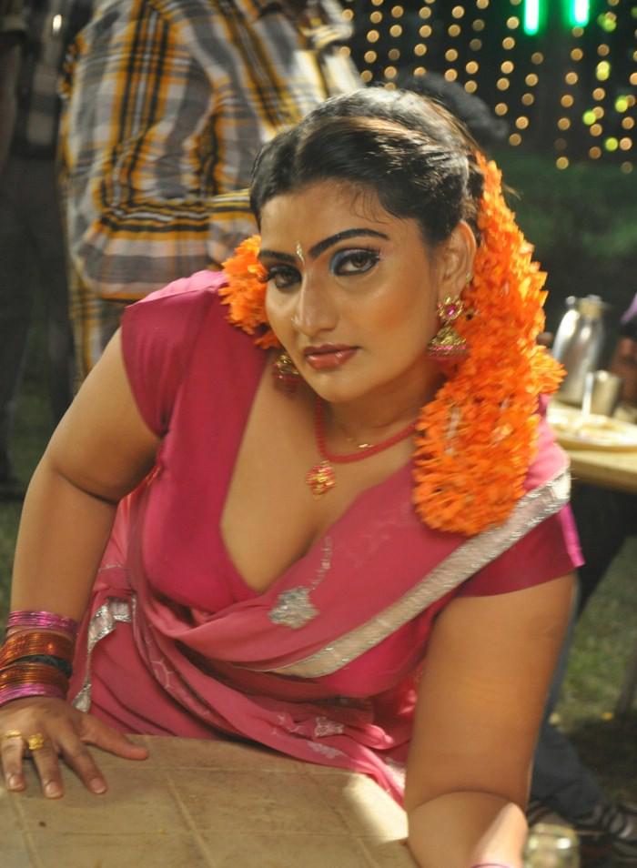 South Indian B Grade Actress young Babilona'a Bath Clip.