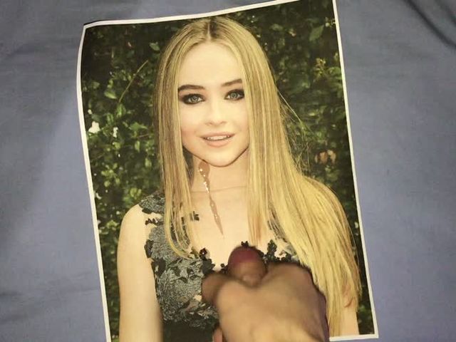 Room S. reccomend sabrina carpenter tribute