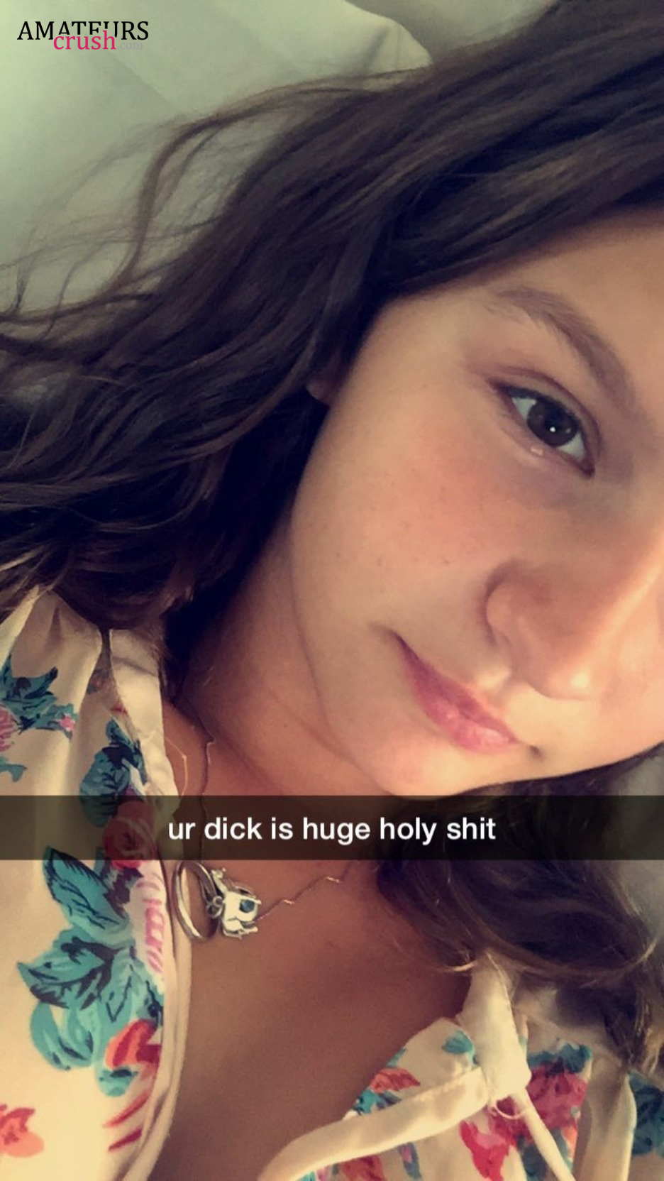 Ladygirl reccomend college girl snapchats herself sucking