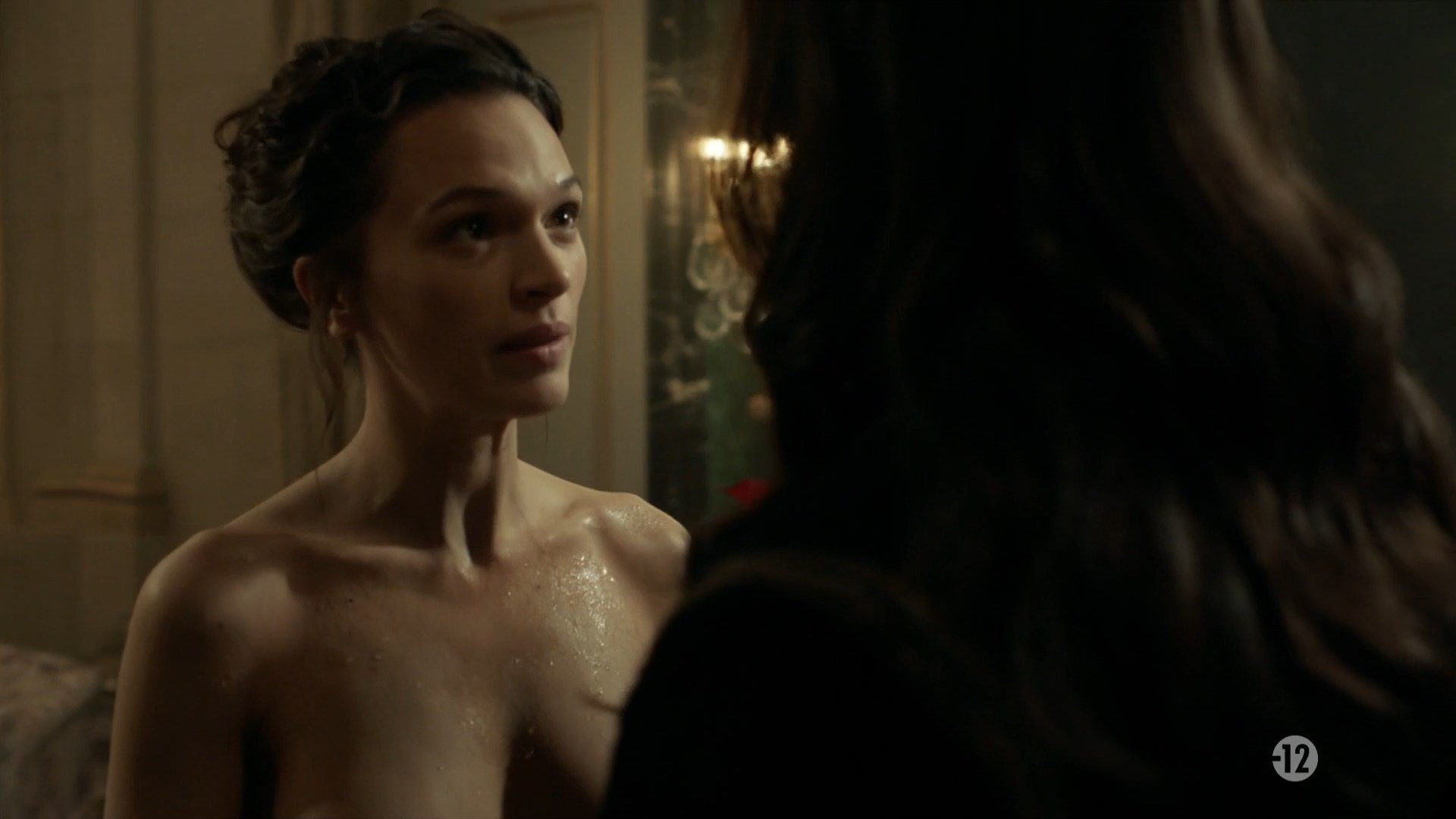 Judge reccomend versailles s02e01 anna brewster